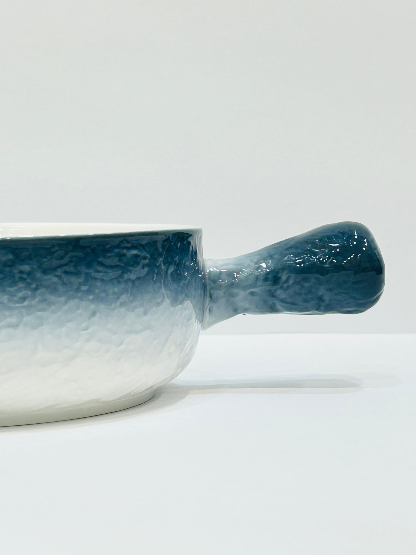 Handle Bowl